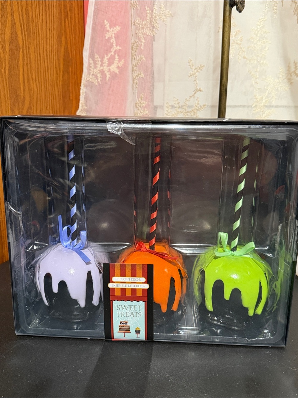 Sweet treats Halloween candy apple decor set of 3